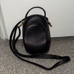 Elegant Black Leather Women's Bag